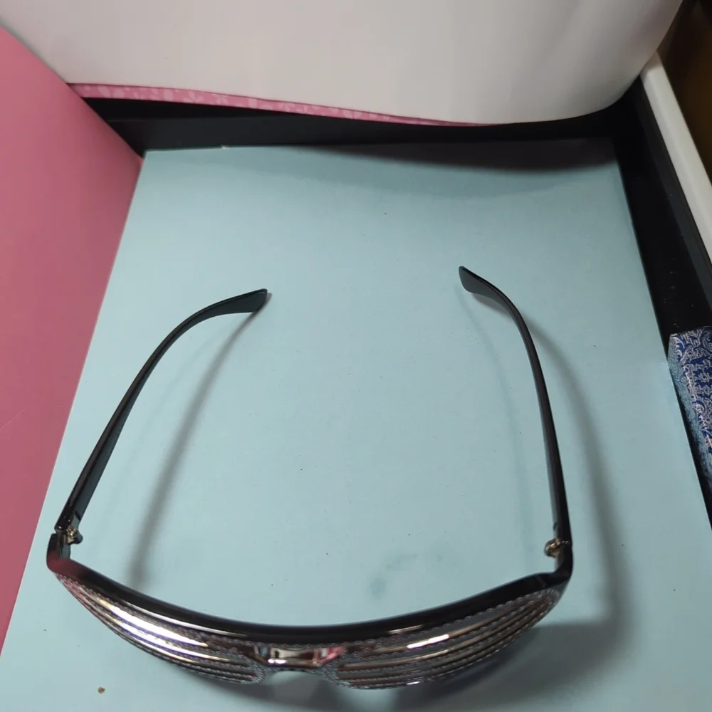Vintage 80'/90's Vent Frame Beach Sun Eyewear UV400 Never Been Worn Black/Sil